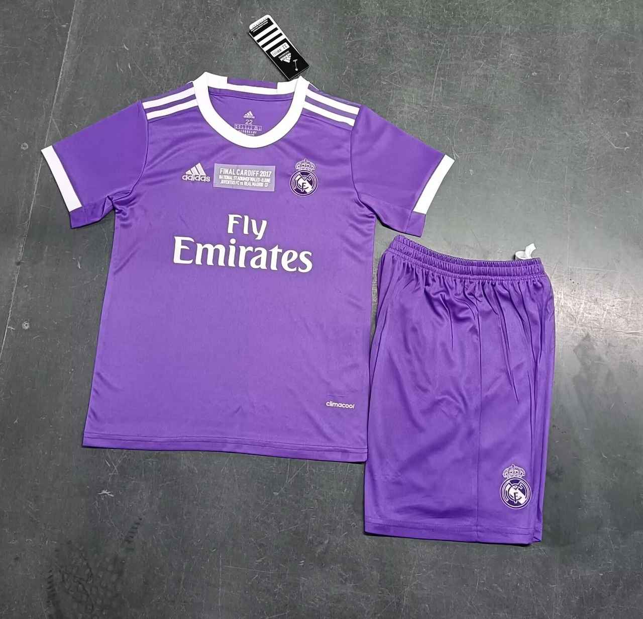 16 17 Real Madrid UEFA away children's set 16 17 皇马 欧冠版 客场 孩子套装
