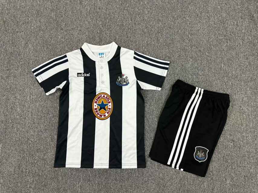 95 97 Newcastle Home Kids retro suit 95 97 纽卡斯尔 主场 孩子 复古套装