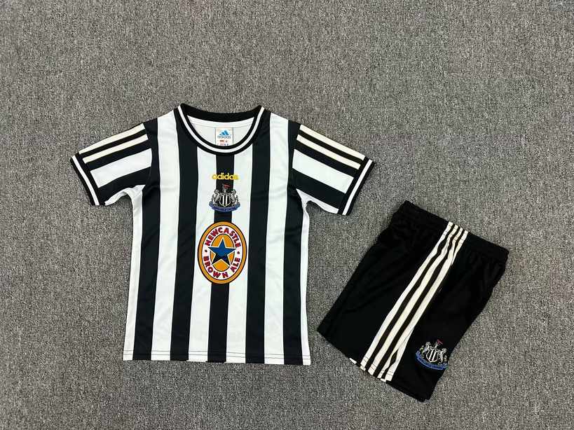 97 99 Newcastle Home Kids retro suit 97 99 纽卡斯尔 主场 孩子 复古套装