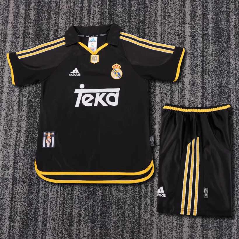 99 01 Real Madrid away black kid kits 99 01 皇马 客场 儿童套装