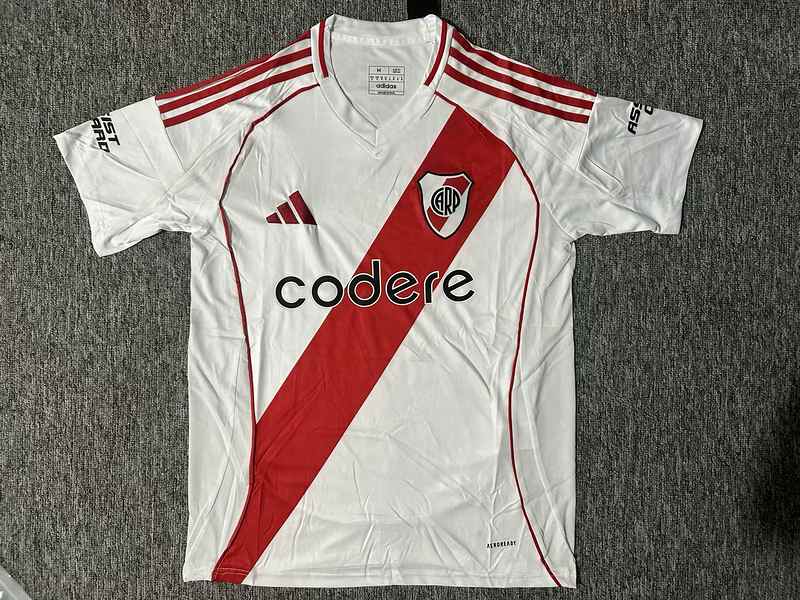 Maillot de football 24-25 River Plate — Domicile