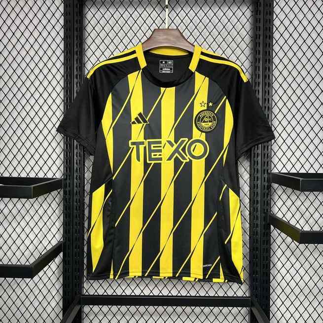 Maillot de football 24-25 Aberdeen F.C. — Extérieur