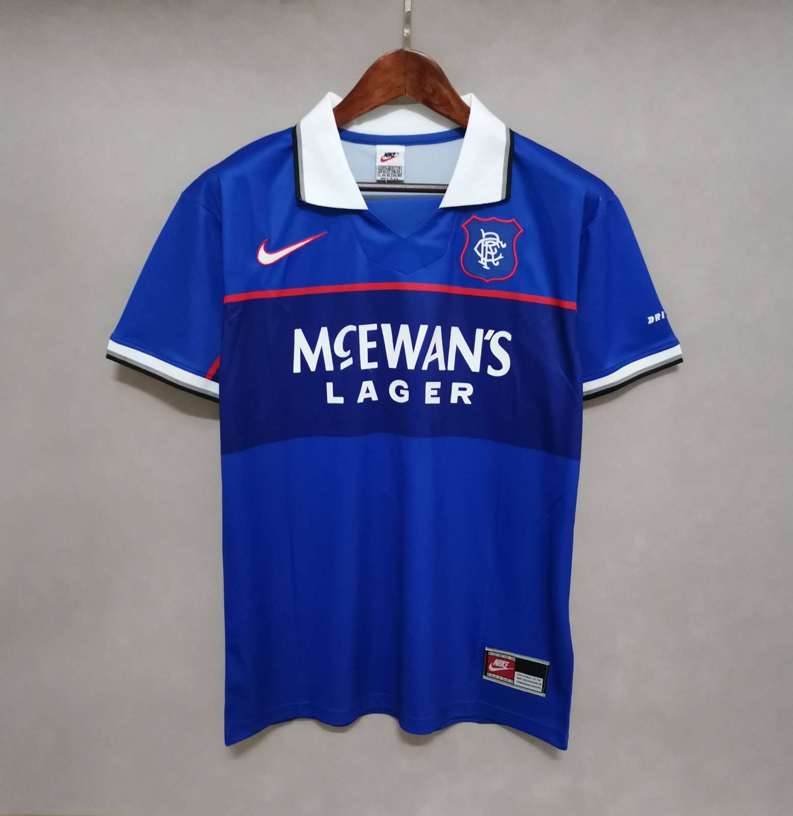 97-99 Rangers domicile