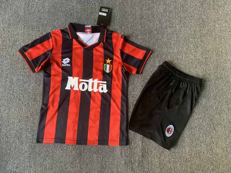 Ensemble de football enfant 93-94 ACM — Domicile · Rétro