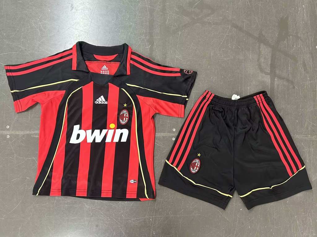 ACM 06-07 home kid kits