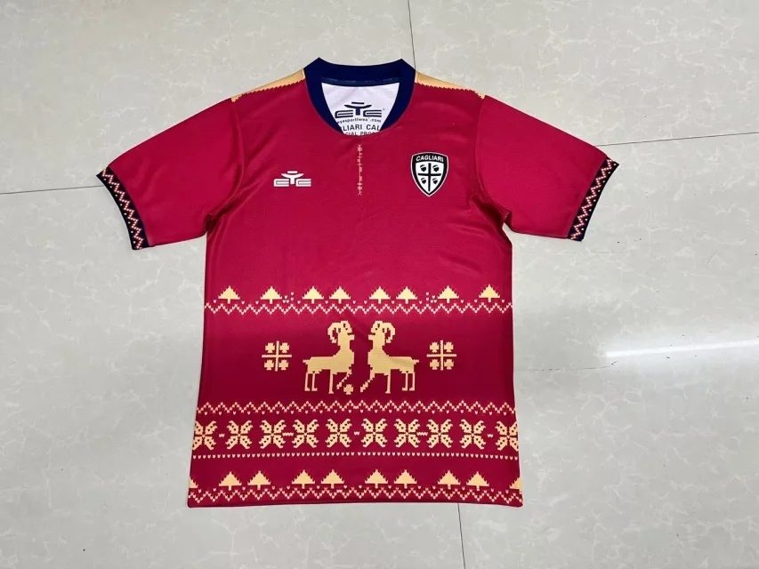 22-23 Cagliari Calcio Christmas version rouge