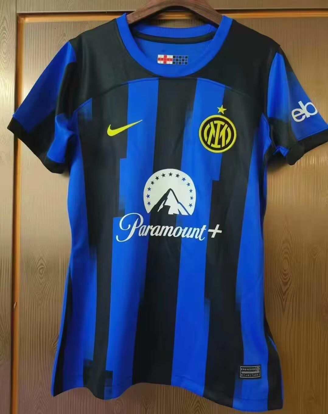 Maillot de football femme 23-24 INT — Domicile