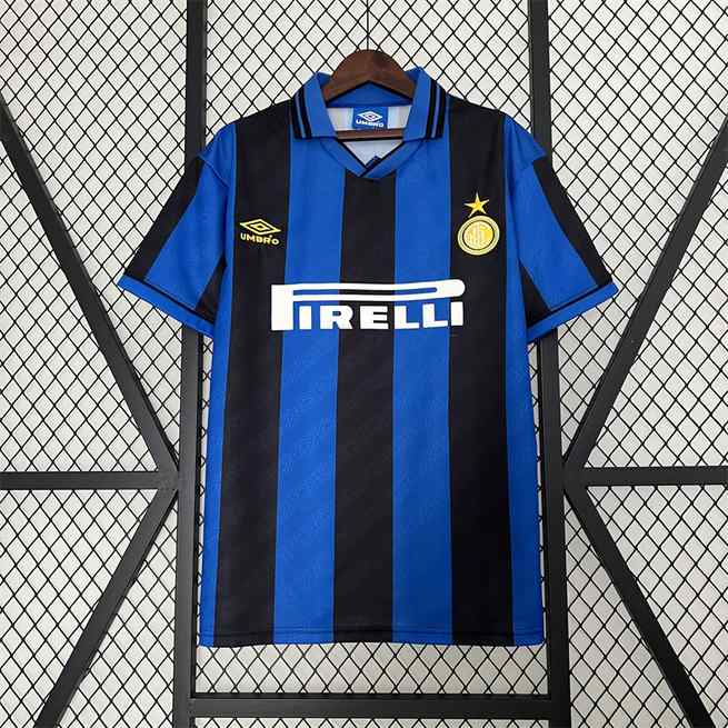 Maillot de football 95-96 INT — Domicile · Rétro
