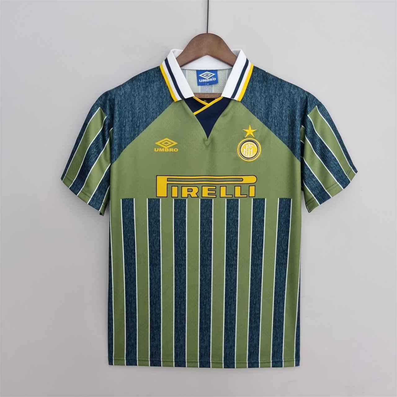 Retro INT away 95_96