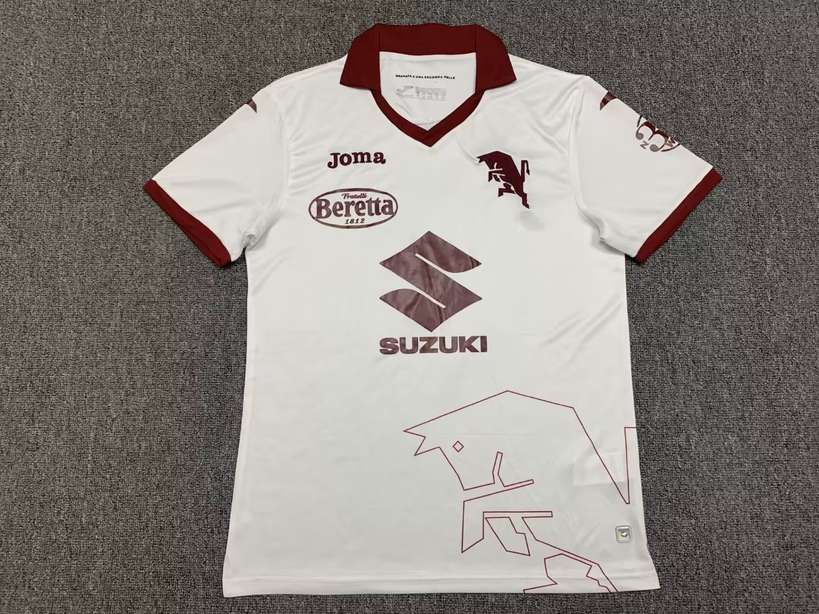 22-23 Torino away