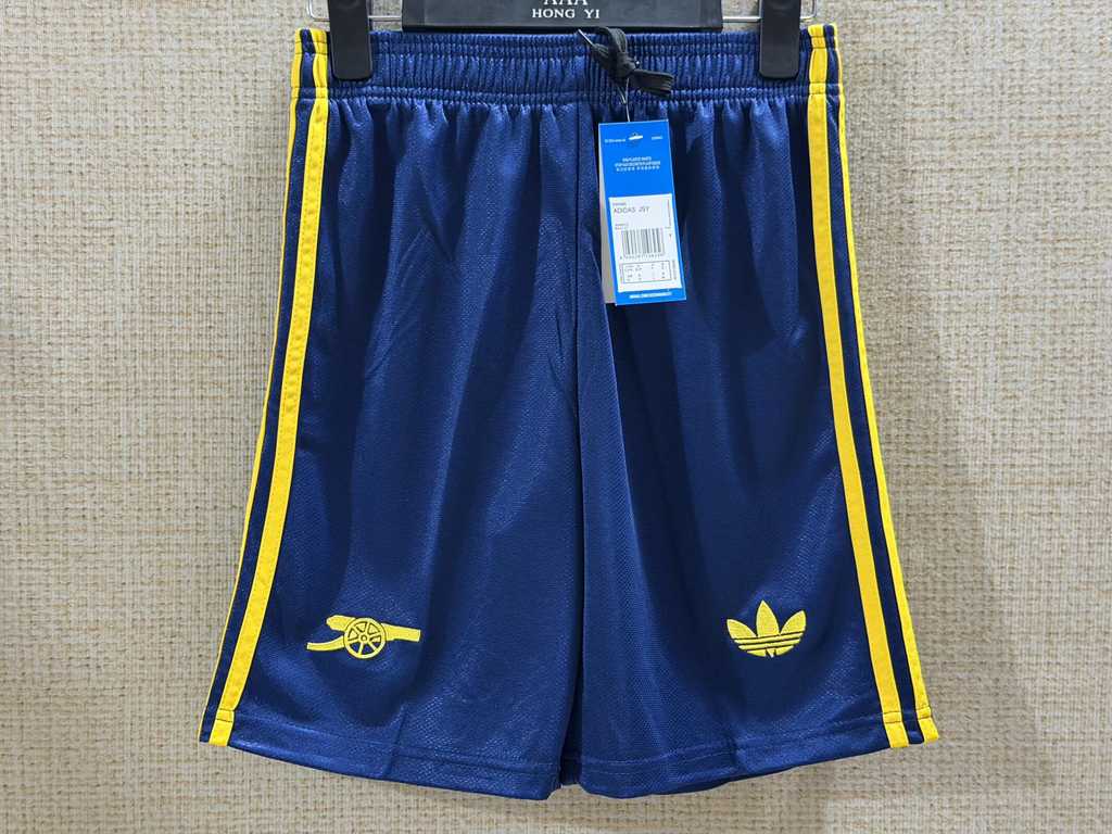 26 27 Arsenal away shorts 26 27 阿森纳 客场 短裤