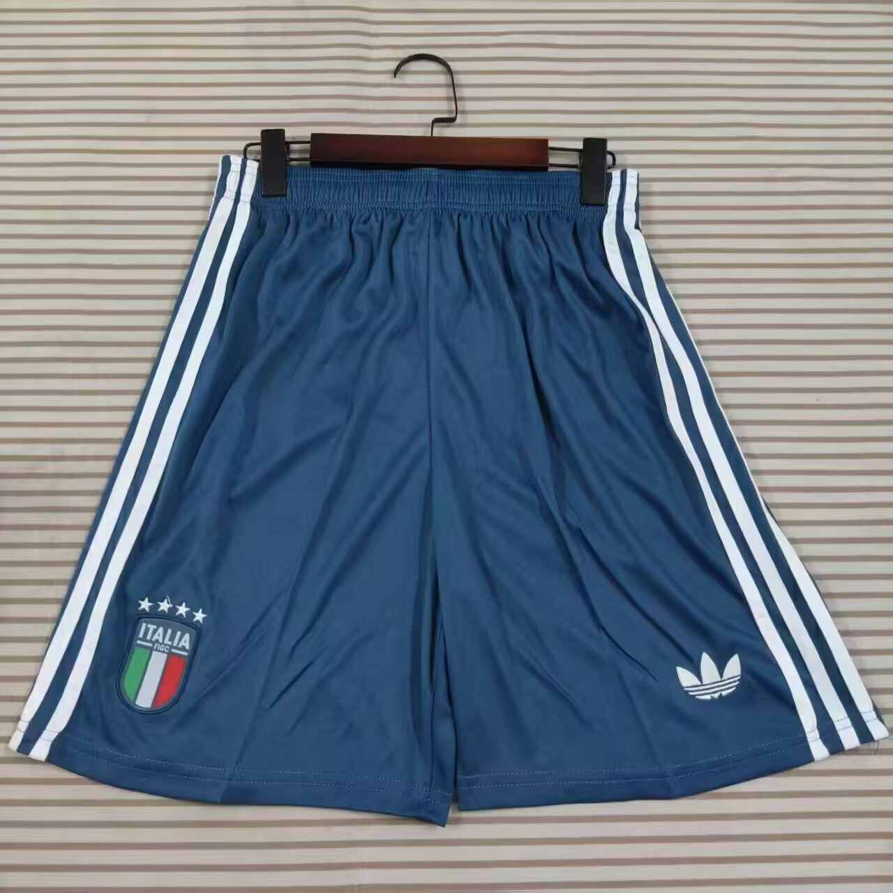 26 27 Italy away shorts 26 27 意大利 客场 短裤