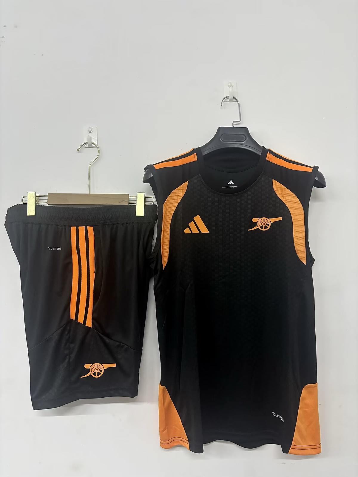 26 27 Arsenal Black Tank Top Training Suit S-3XL 26 27 阿森纳 黑色 背心 训练服 S-3XL_24535