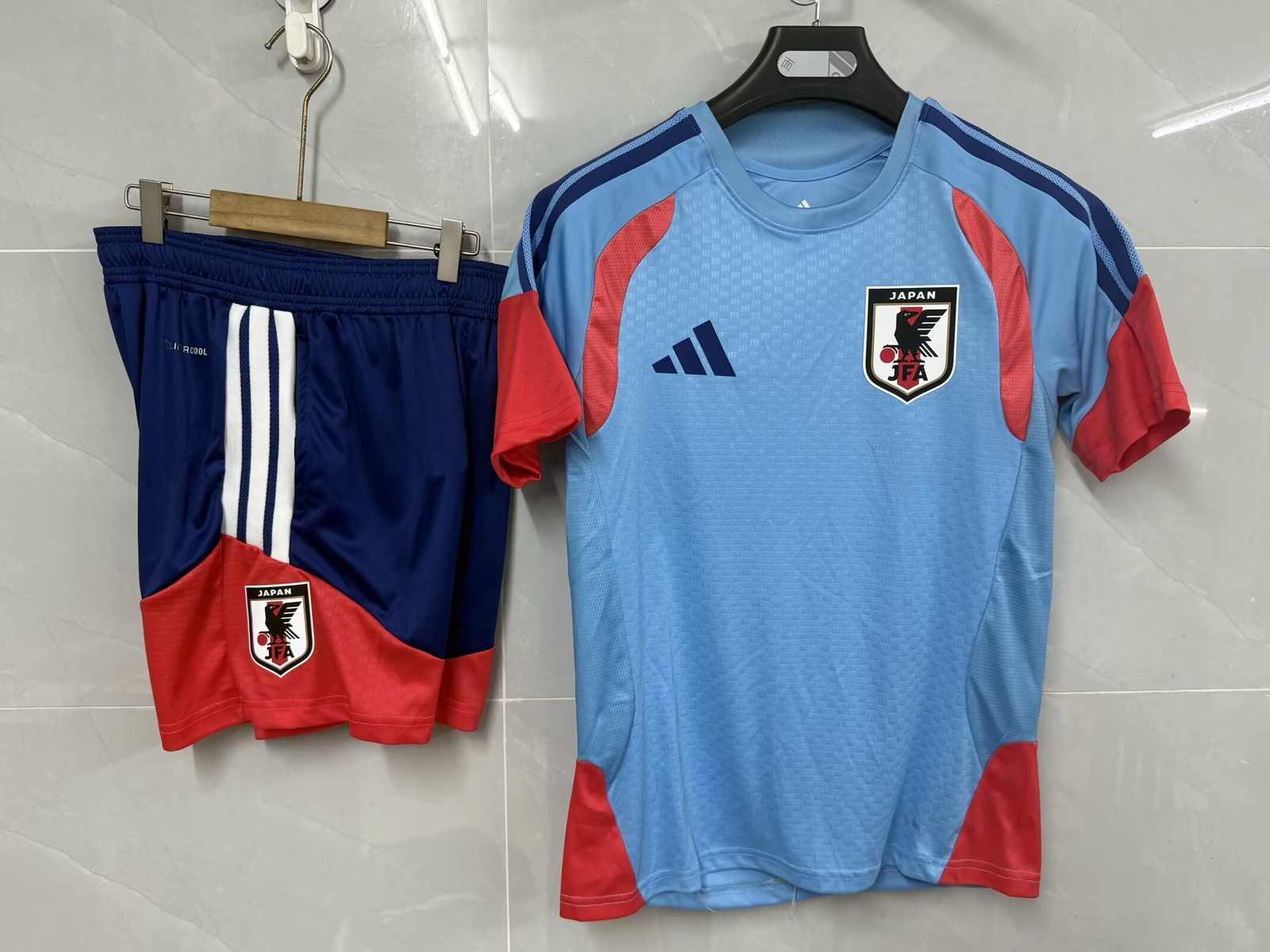 26 27 Japan Sky Blue Short Sleeve Training Uniform S-3XL 26 27 日本 天蓝色 短袖 训练服
