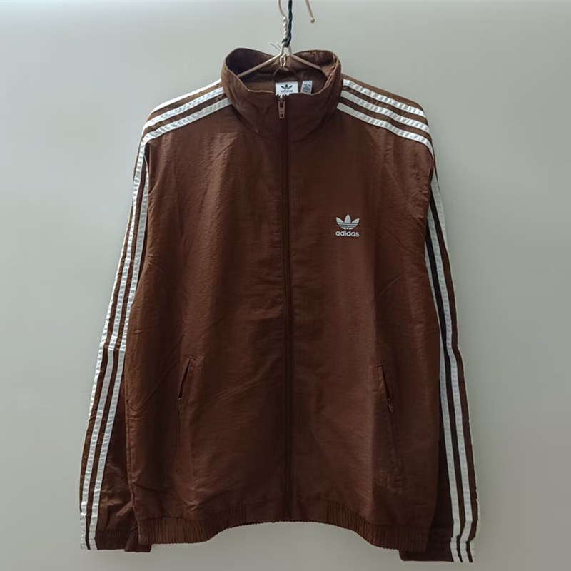 25-26 AD Khaki windbreaker