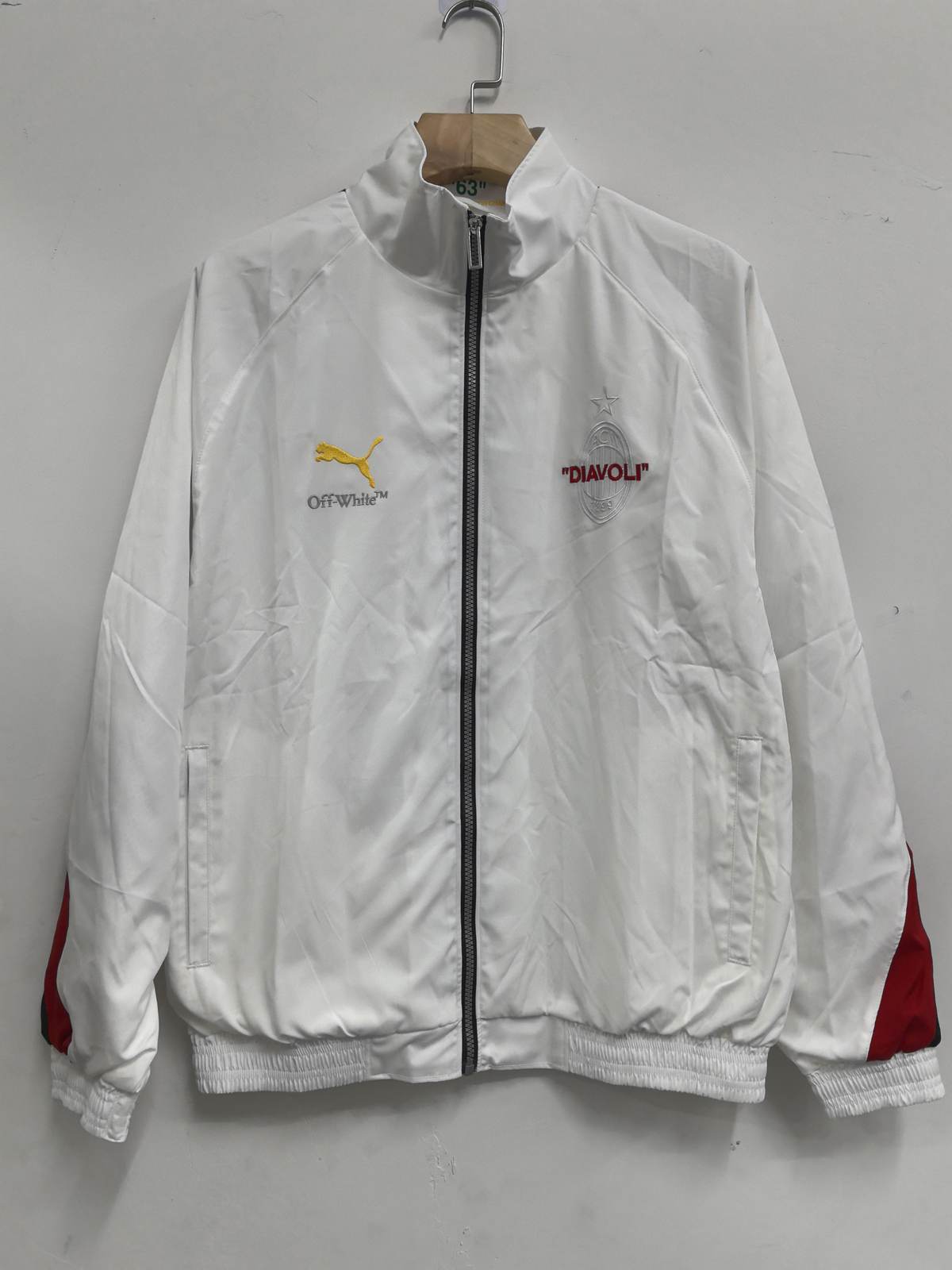 2025 AC milan embroidered windbreaker 2025 AC米兰 白色厚款刺绣 风衣