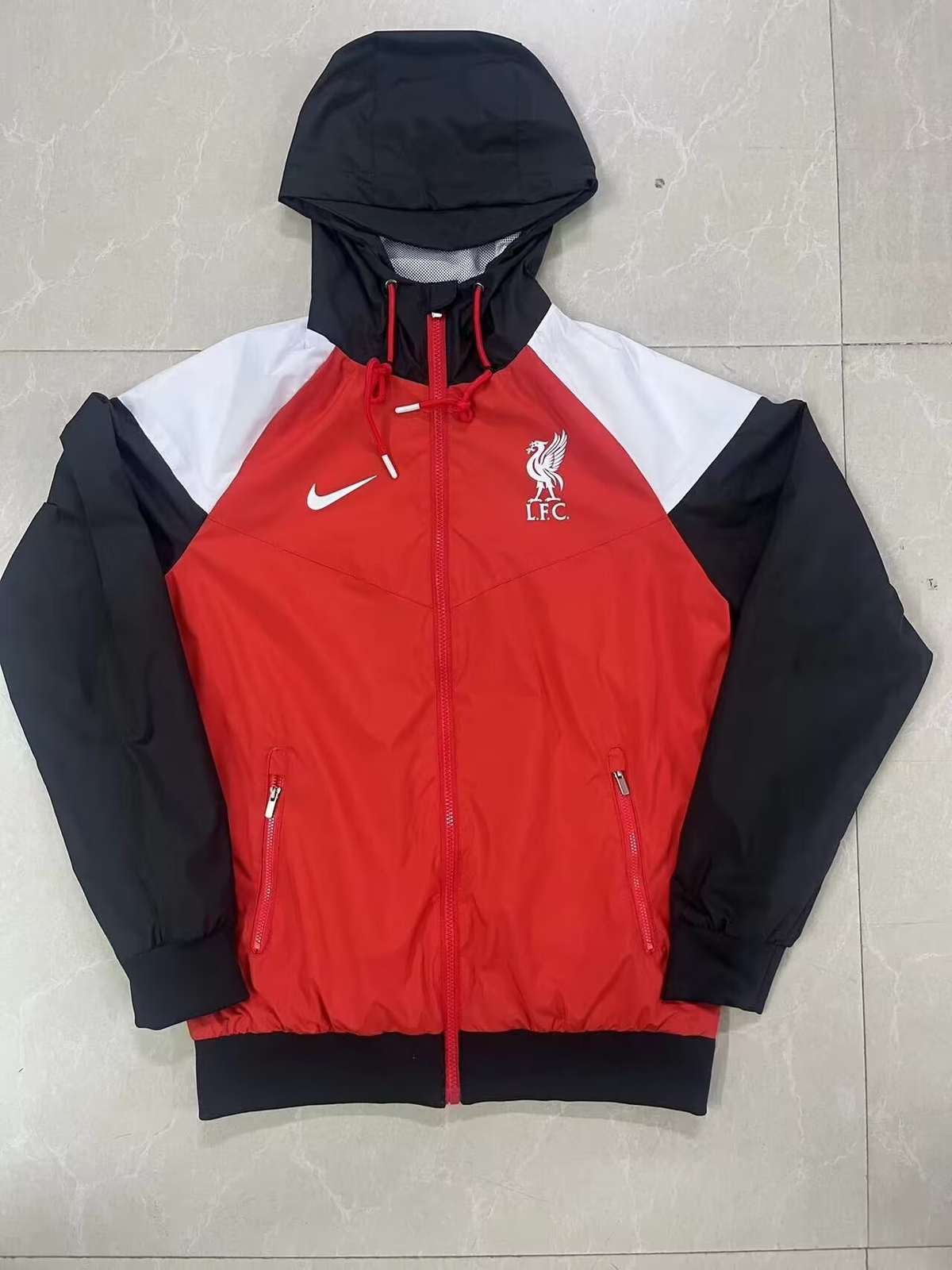 2025 LWP red windbreaker 2025 利物浦 红色 风衣