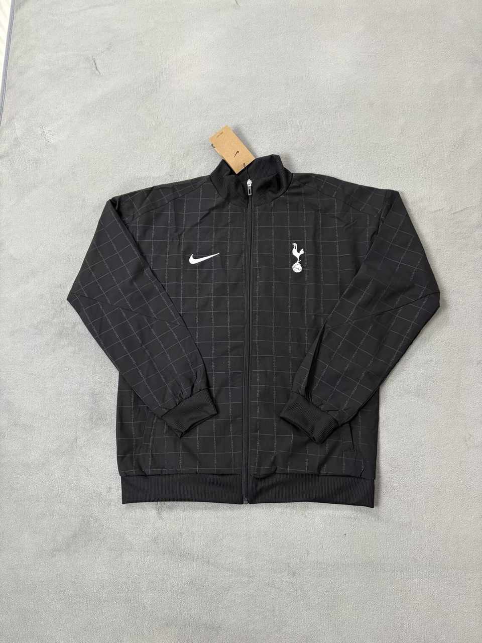 25 26 Tottenham windbreaker black 25 26 热刺 黑色 风衣