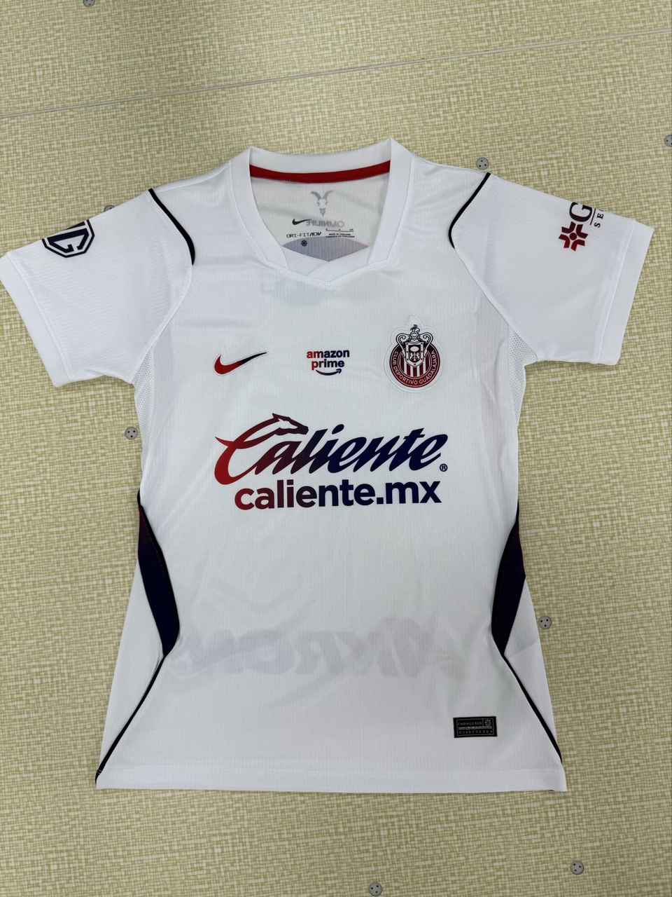 26 27 Chivas away women 26 27 芝华士 客场 女