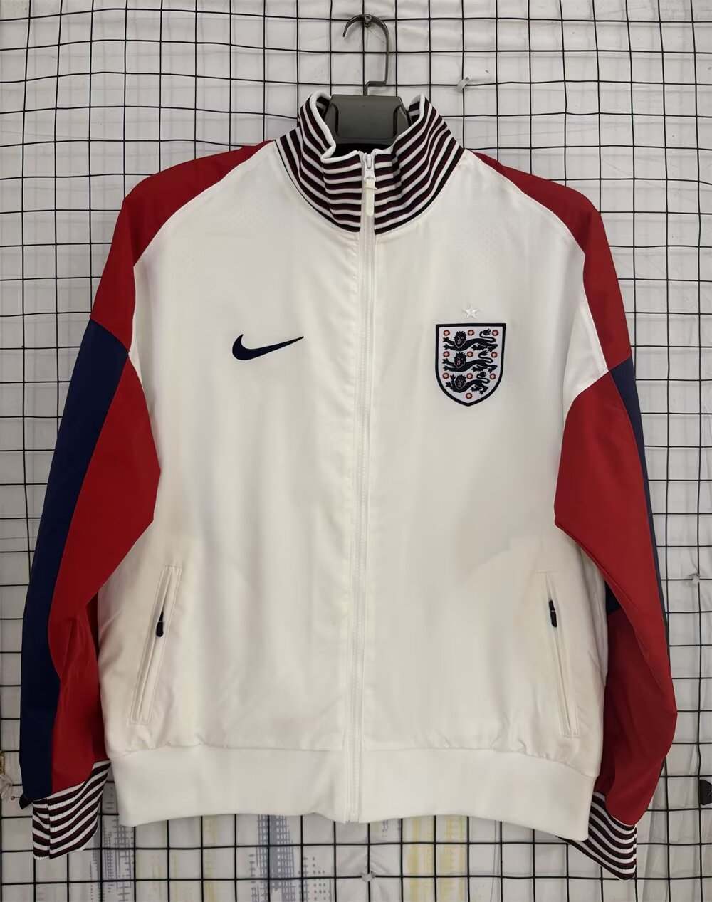 2526 England Size: S-XXL